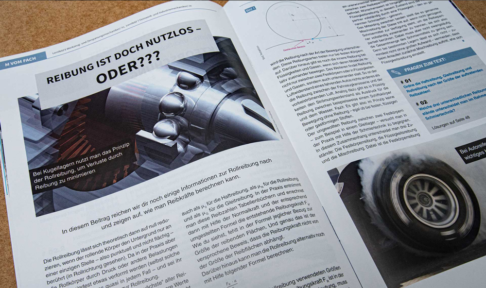 Aufgeschlagene Fachzeitschrift für Metalltechnik